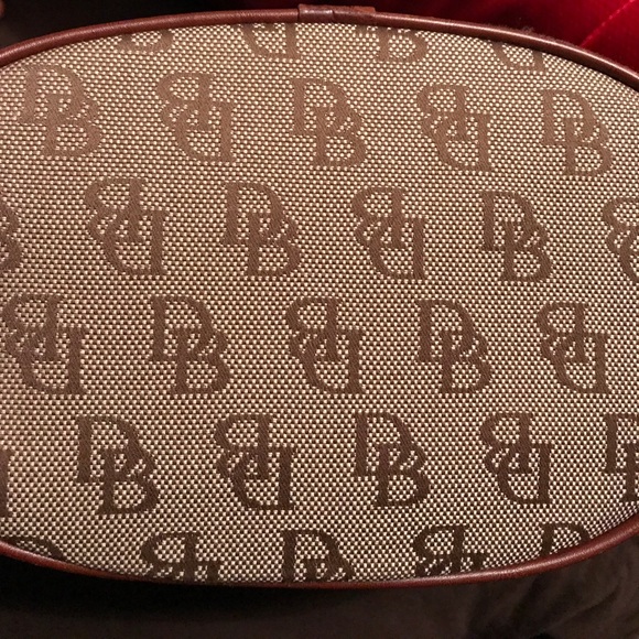 Bucket Bag - Picture 4 of 4