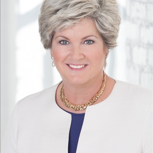 Meet your Posher, Susie - Picture 1 of 1