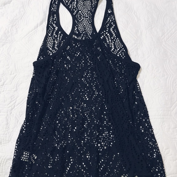 Cover-Up 🌊 - Picture 2 of 3