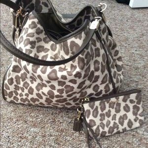 Leopard coach purse with matching wristlet