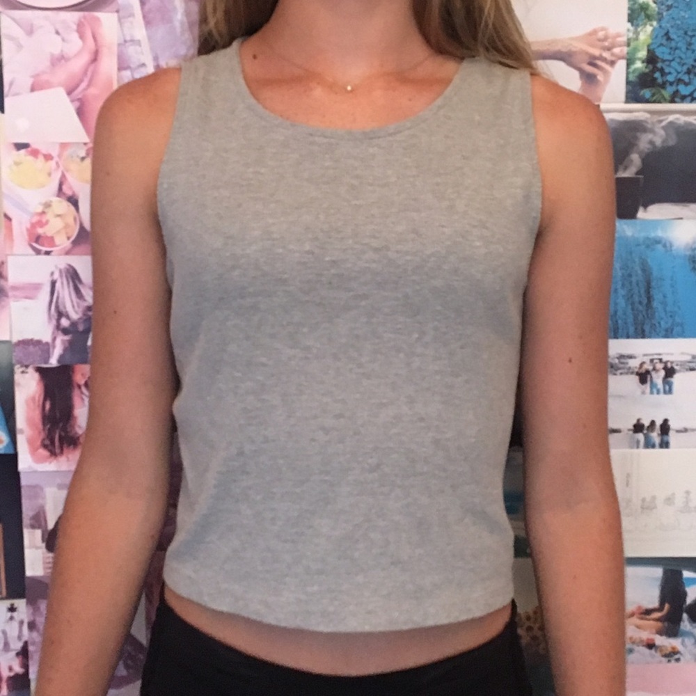 URBAN gray crop tank