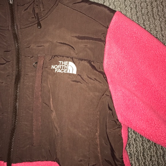 Raspberry north face jacket - Picture 2 of 3