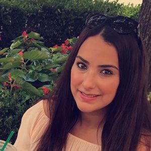 Meet your Posher, Celia