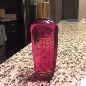 Victoria's Secret Vixen scented mist
