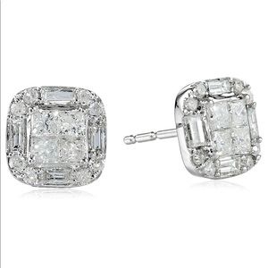 Diamond earrings