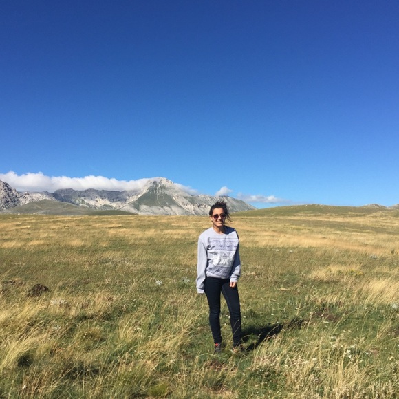 Meet your Posher, Mika - Picture 3 of 4