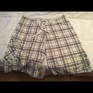 Men's quicksilver board shorts Velcro fly. Sharp