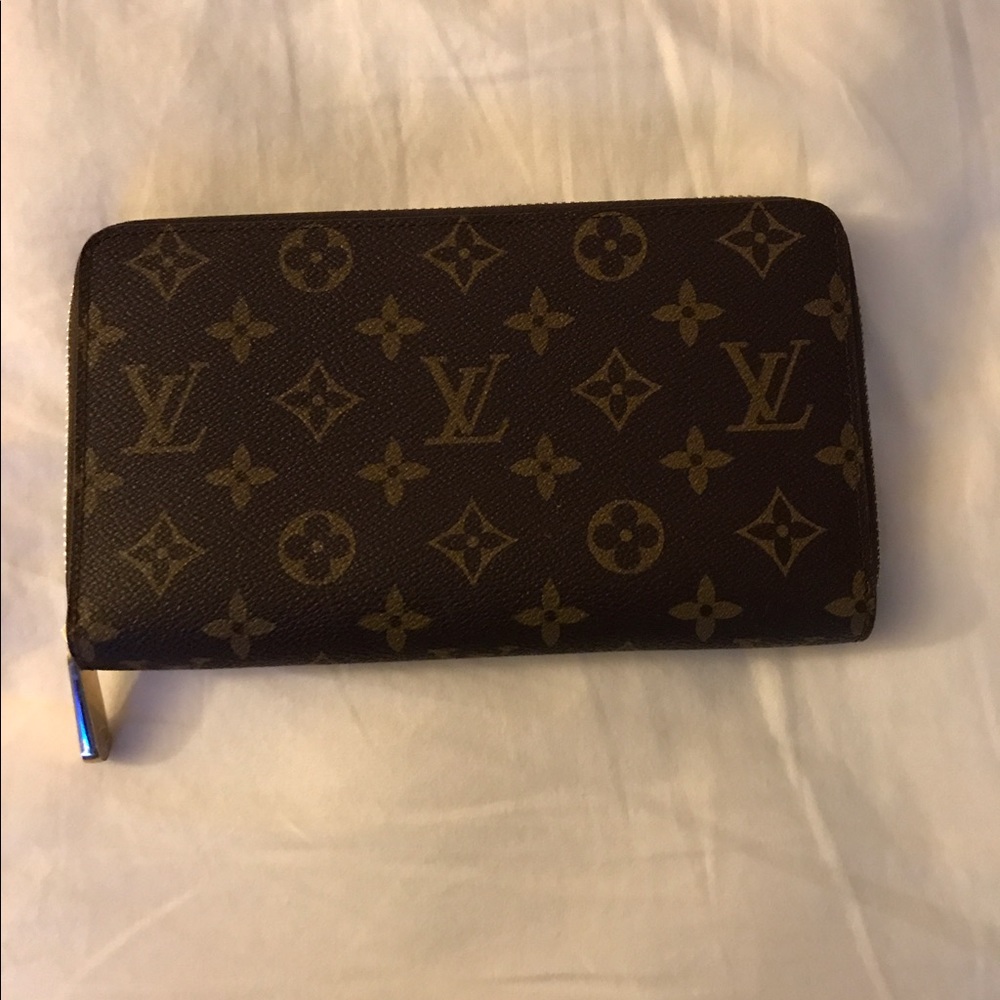 Louis Vuitton Wallet
