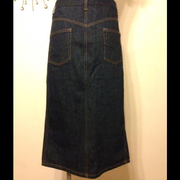 Dark Wash Blue Denim Skirt - Picture 3 of 4