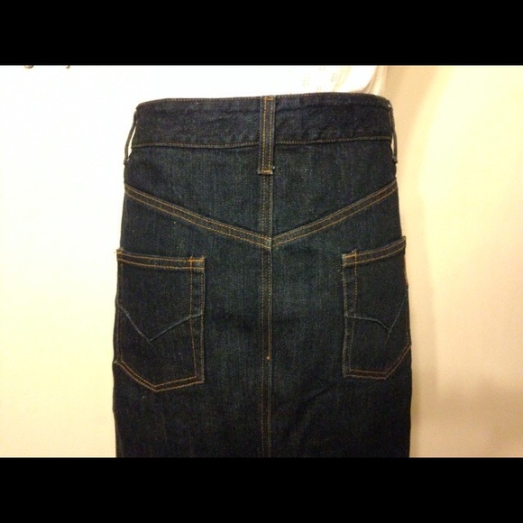 Dark Wash Blue Denim Skirt - Picture 4 of 4