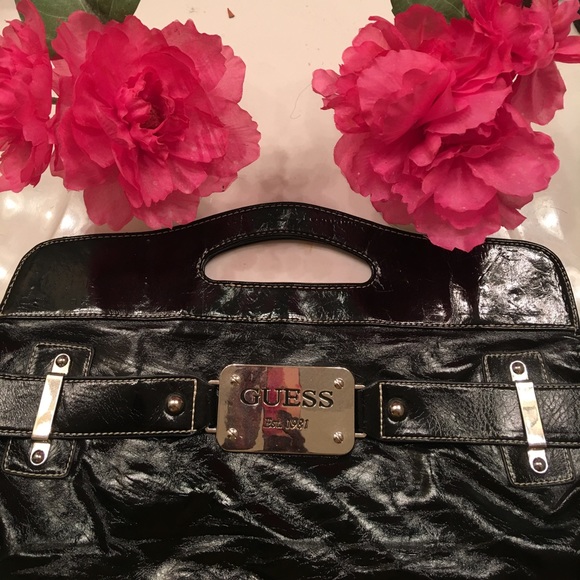 🌸🎀GUESS CLUTCH🎀🌸 - Picture 3 of 8