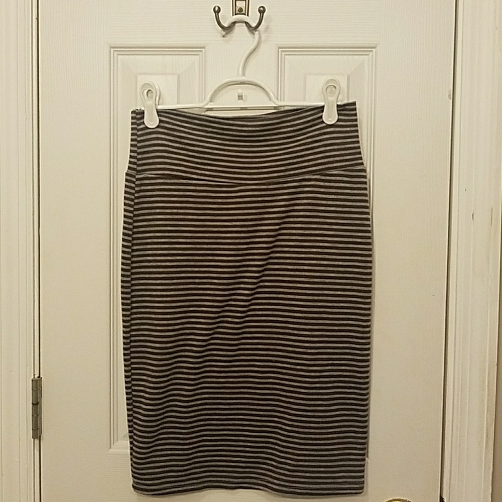 Lularoe Brown & Cream Bodycon Cassie