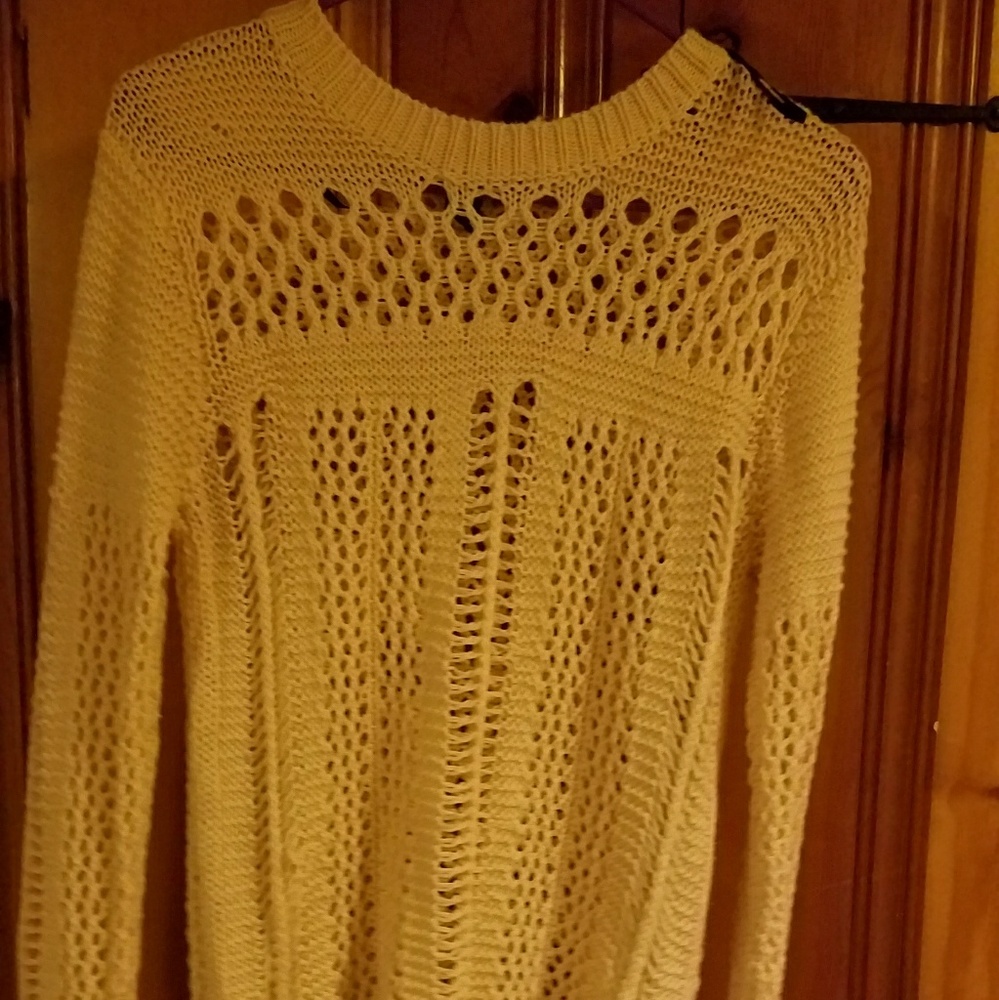 Forever 21 Sweater Cream color