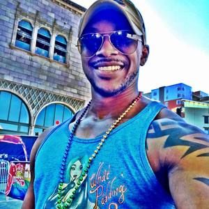 Meet your Posher, Perry