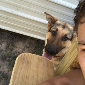 Meet your Posher, Calen