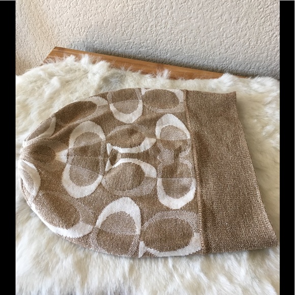 Coach Lurex Sig C Knit Cap / Beanie - Picture 2 of 5