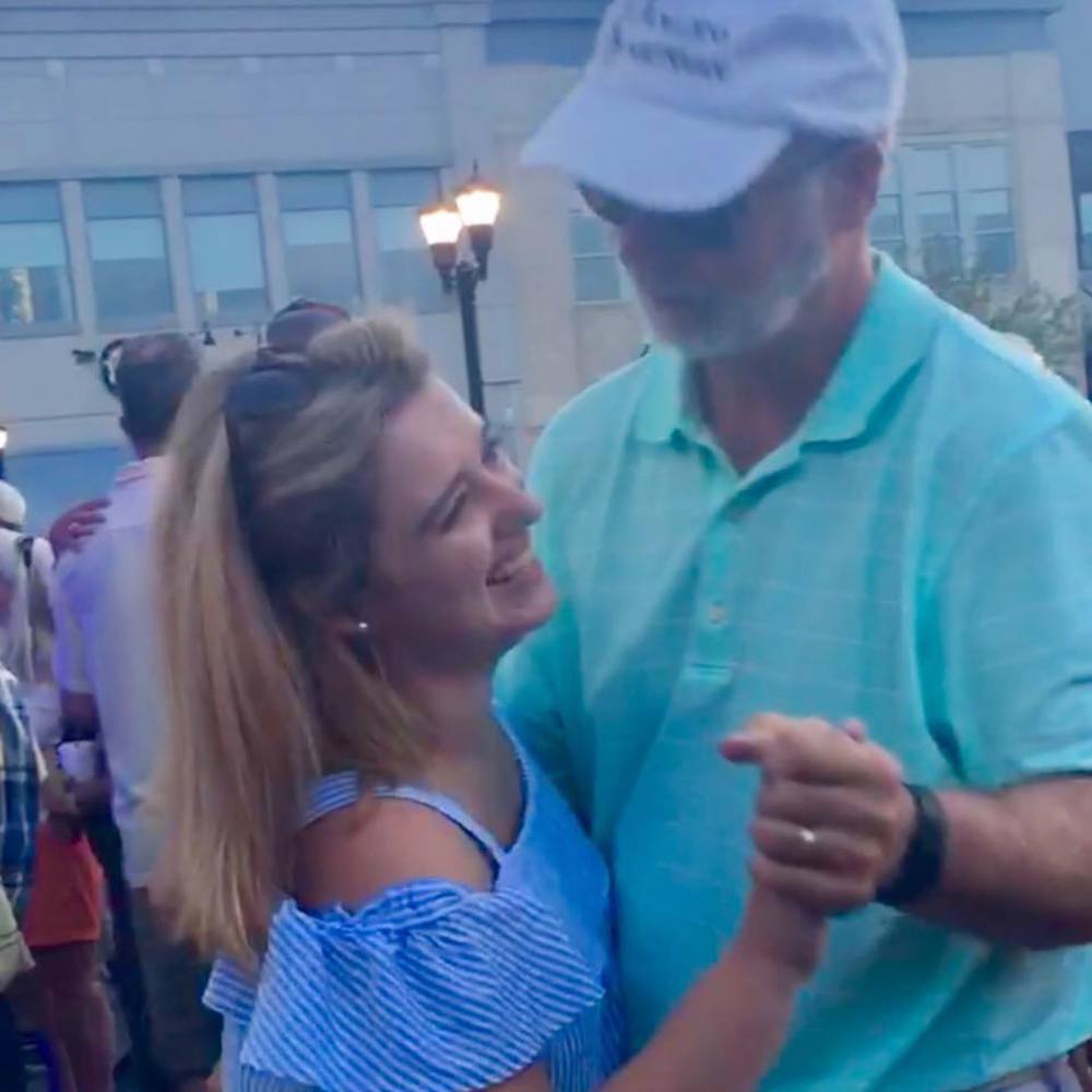 Meet your Posher, Charlotte