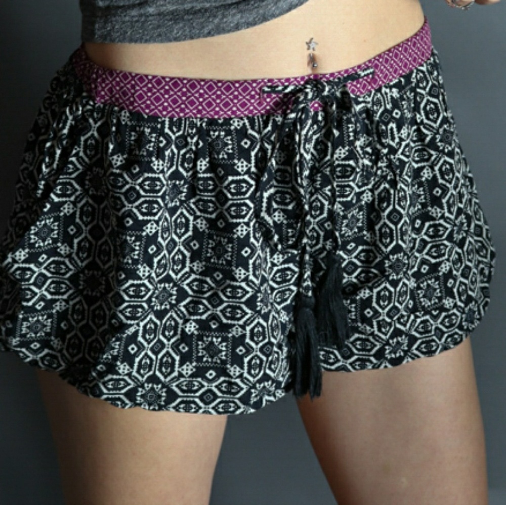 Boho B/W Patterned Shorts from American Threads