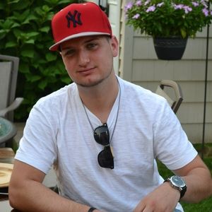 Meet your Posher, Justin