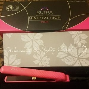 SUTRA Mini Flat Iron