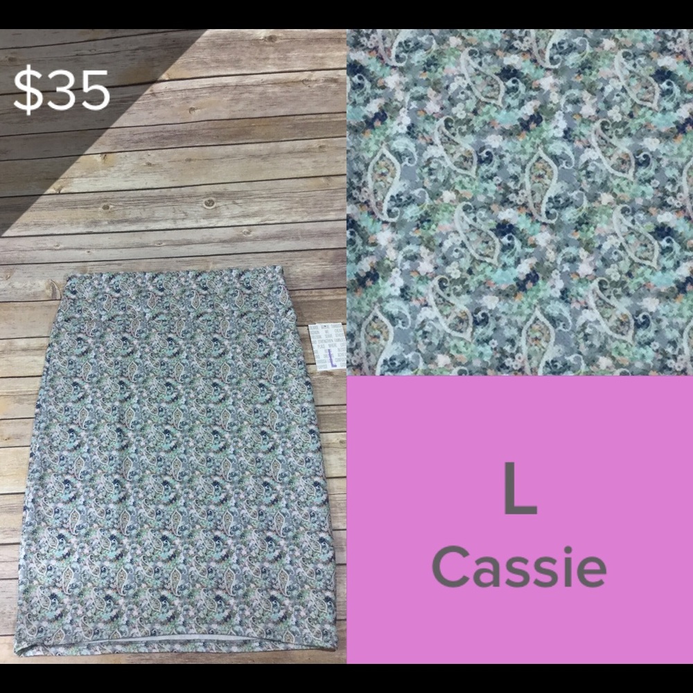 Large Lularoe Cassie