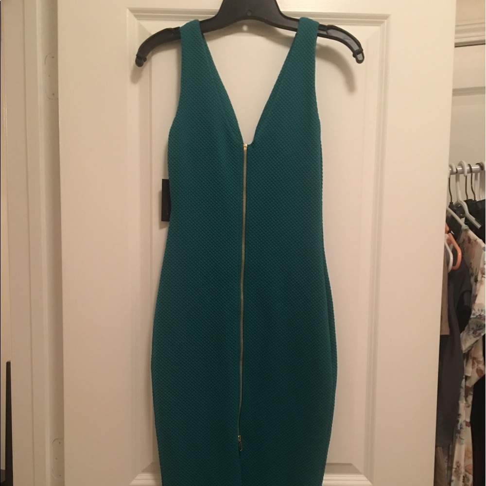 Size small teal dress. - Picture 2 of 5