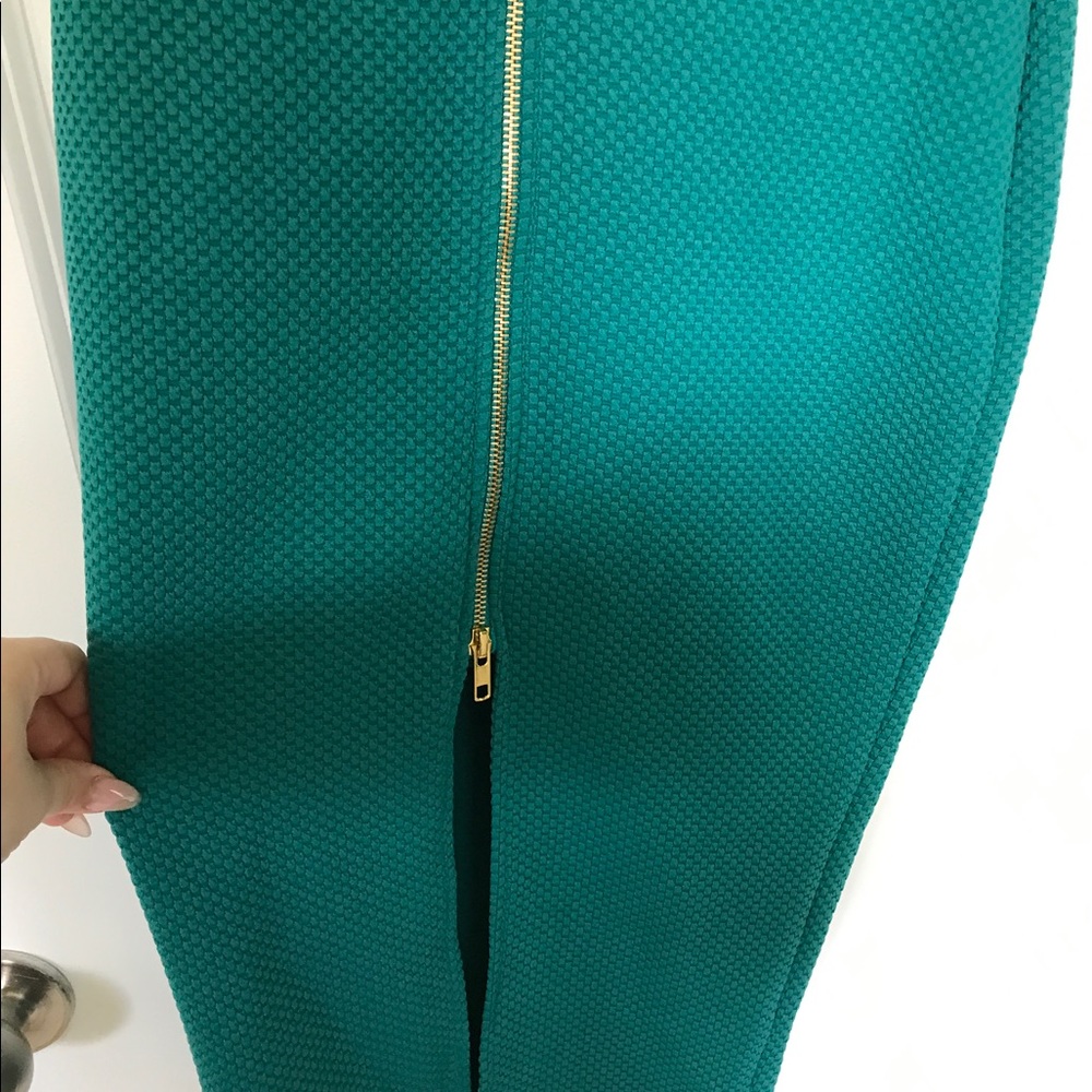 Size small teal dress. - Picture 4 of 5