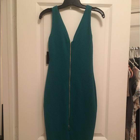 Size small teal dress. - Picture 2 of 5