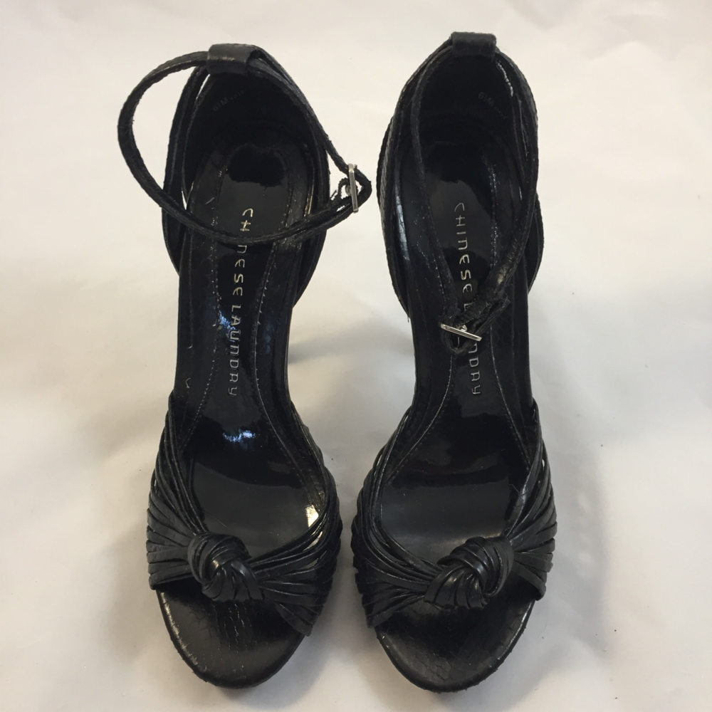 4/$20 Chinese Laundry Black Platform Heels Sz 6.5M - Picture 1 of 7