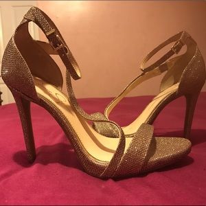 Jessica Simpson Gold Rayli High Heels