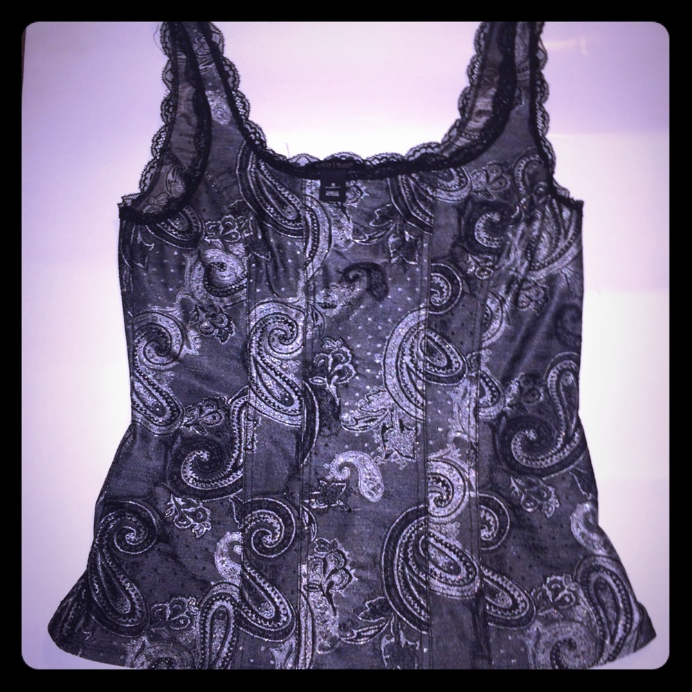 White House | Black Market top