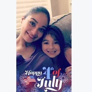 Meet your Posher, Cynthia