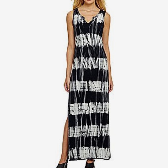 Chelsea & Violet Dresses & Skirts - LOWEST PRICE Chelsea and violet tie dye maxi dress