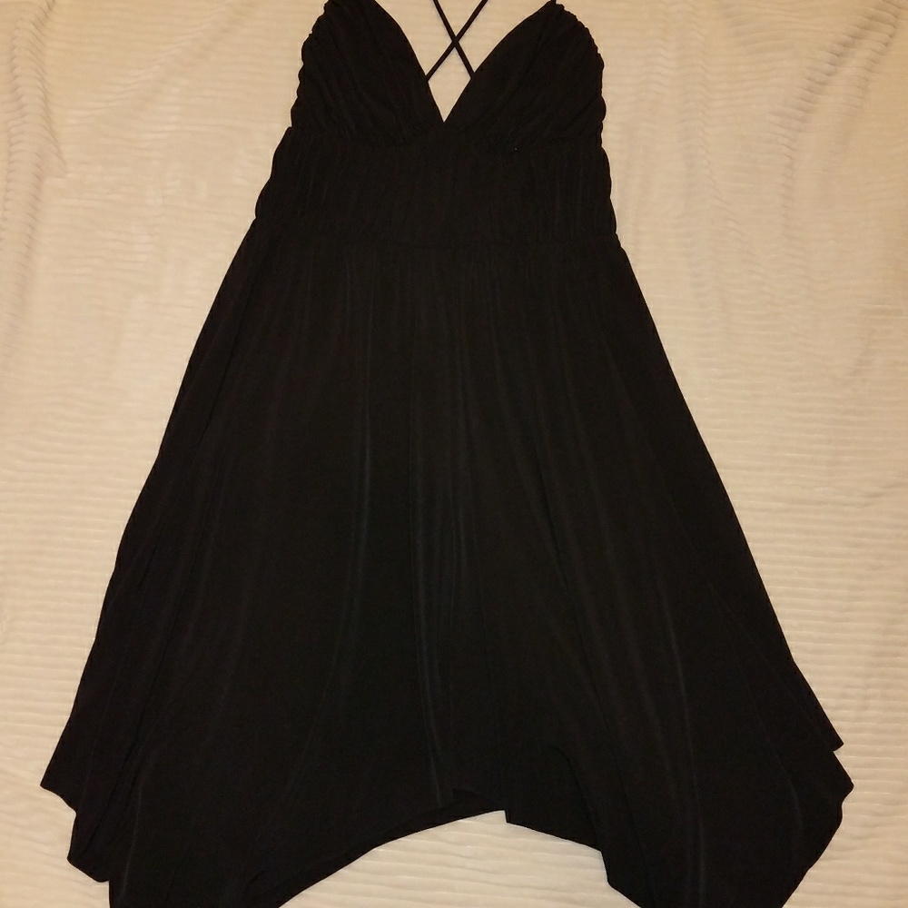 Little black dress (LBD)