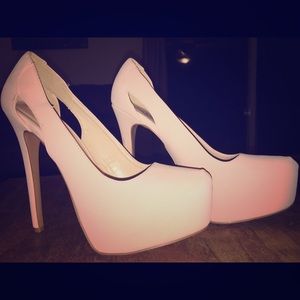 Baby pink faux suede heals/pumps
