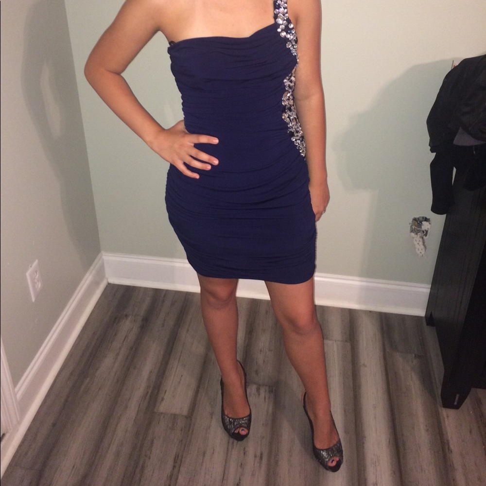 Navy blue prom dress
