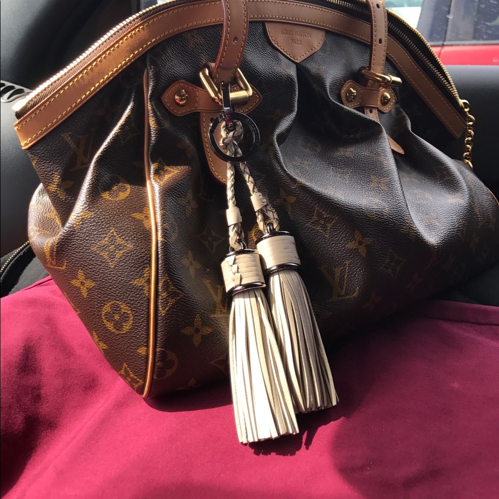 Burberry bag charm / key chain