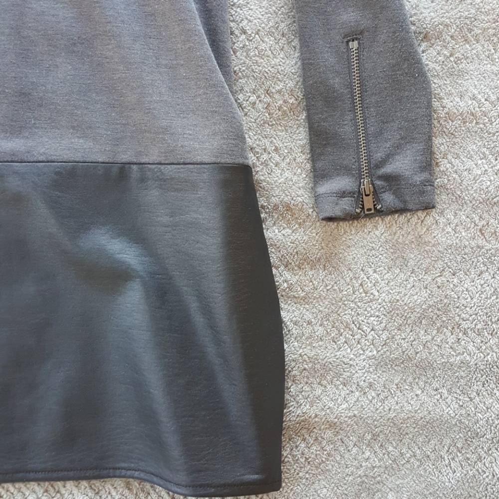LBD - Picture 4 of 4
