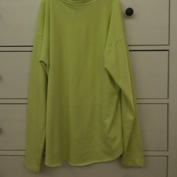 SOLD 💕 PINK Neon Yellow Half Zip - Picture 7 of 7