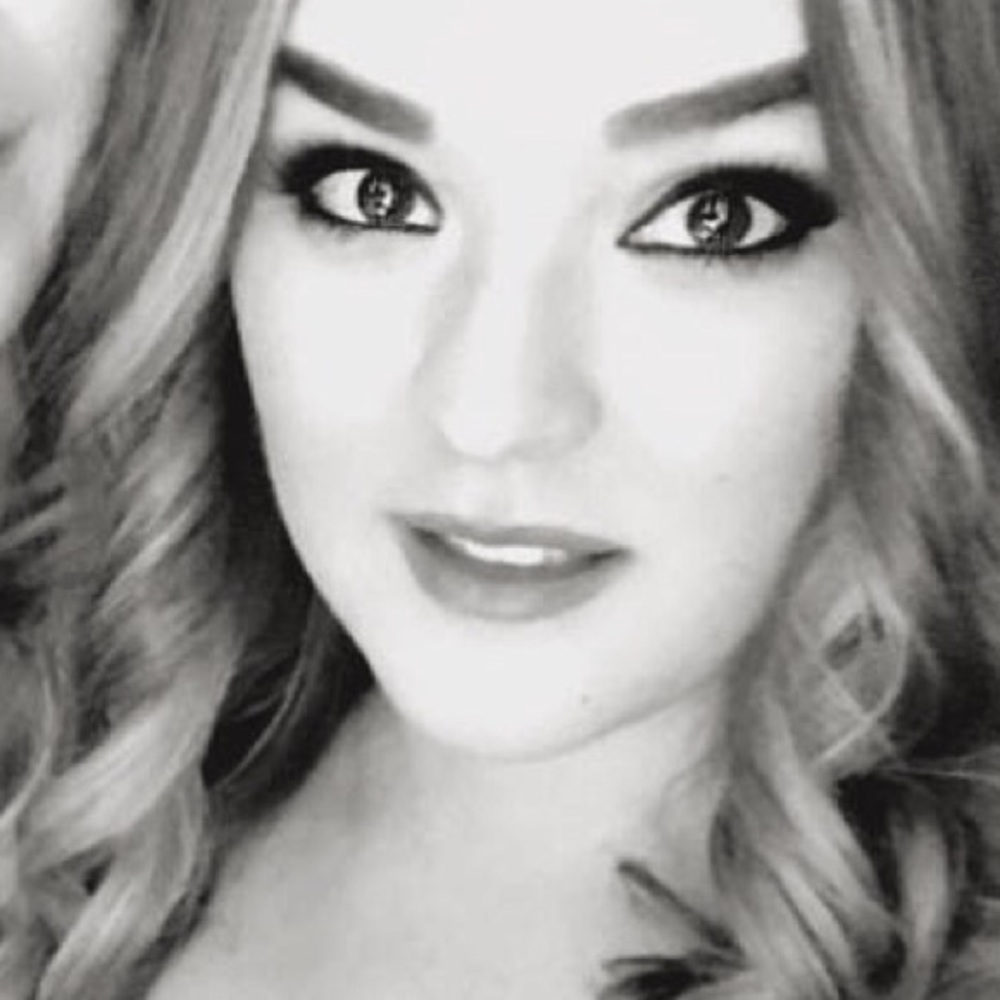 Meet your Posher, Kelly