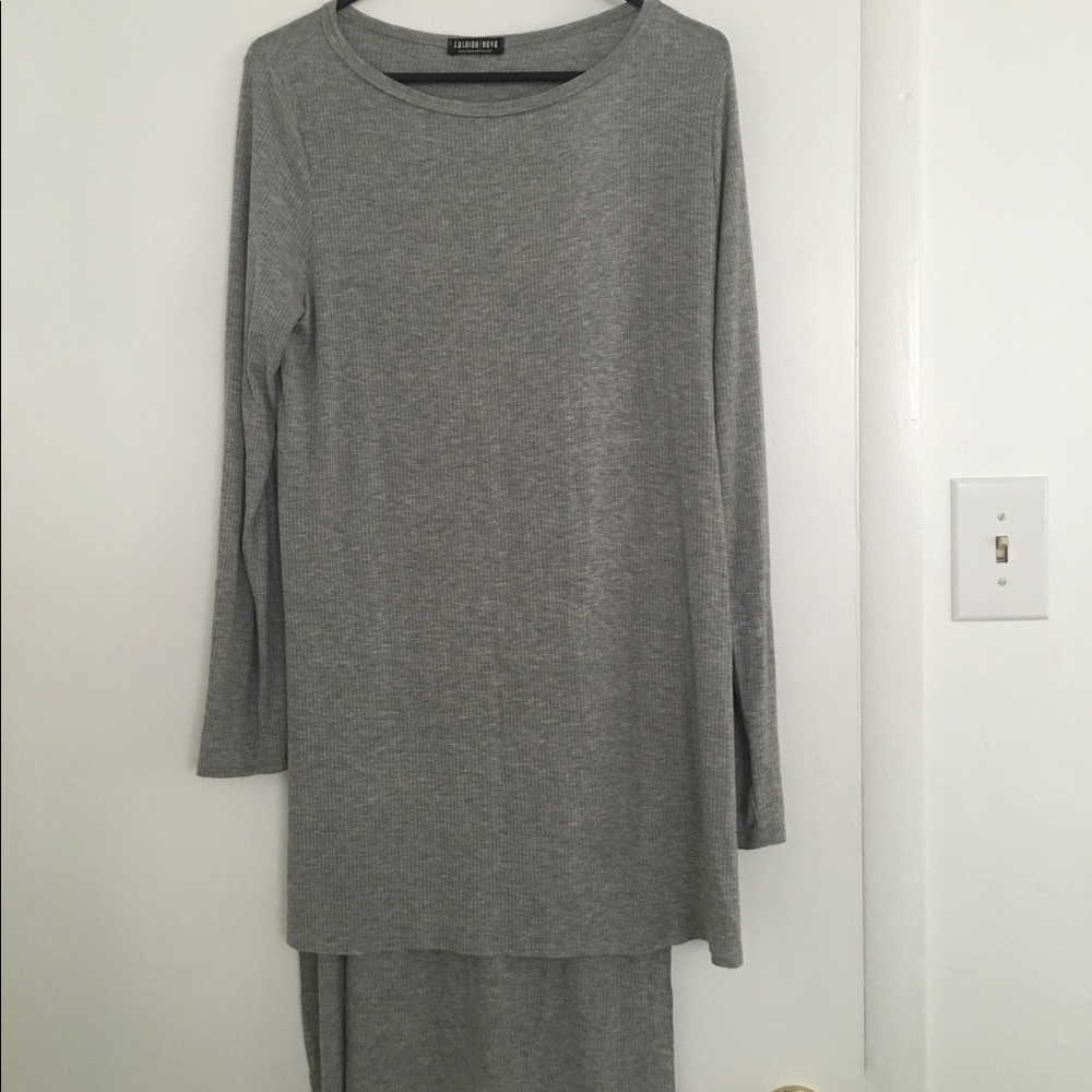 Fashion Nova shirt size Large