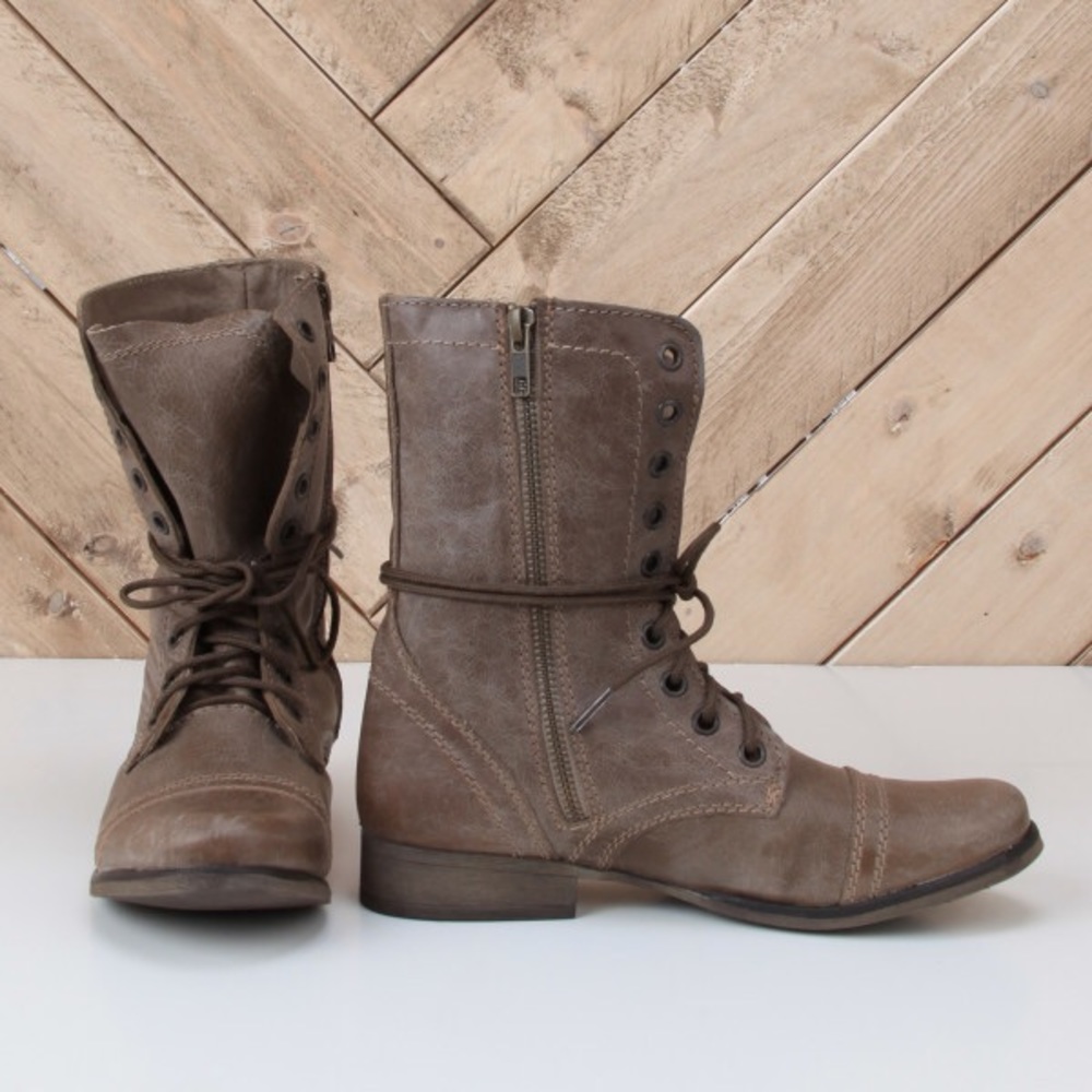 Steve Madden Stone Leather Troopa Boots