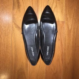Nine West pointed toe flata