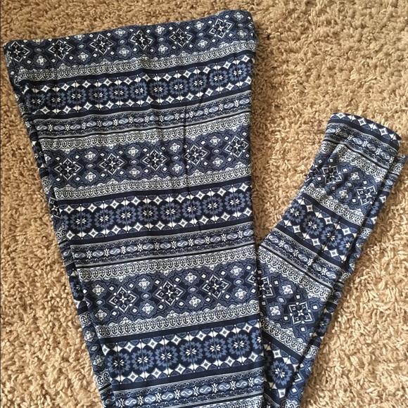 New Juniors Leggings - Picture 3 of 4