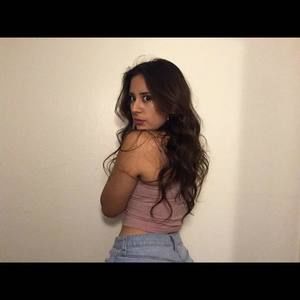 Meet your Posher, Perla