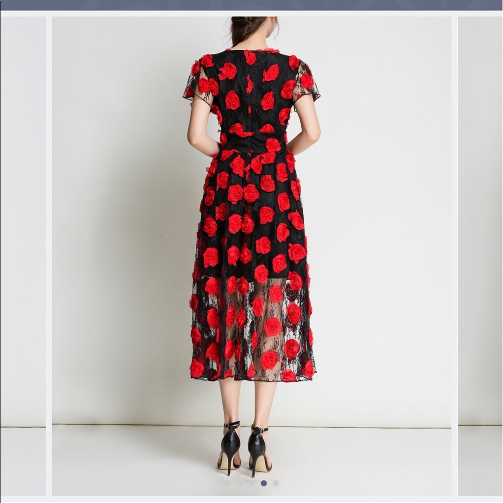 💋HP 3/30💋Gorgeous 3D Rose dress - Picture 3 of 4