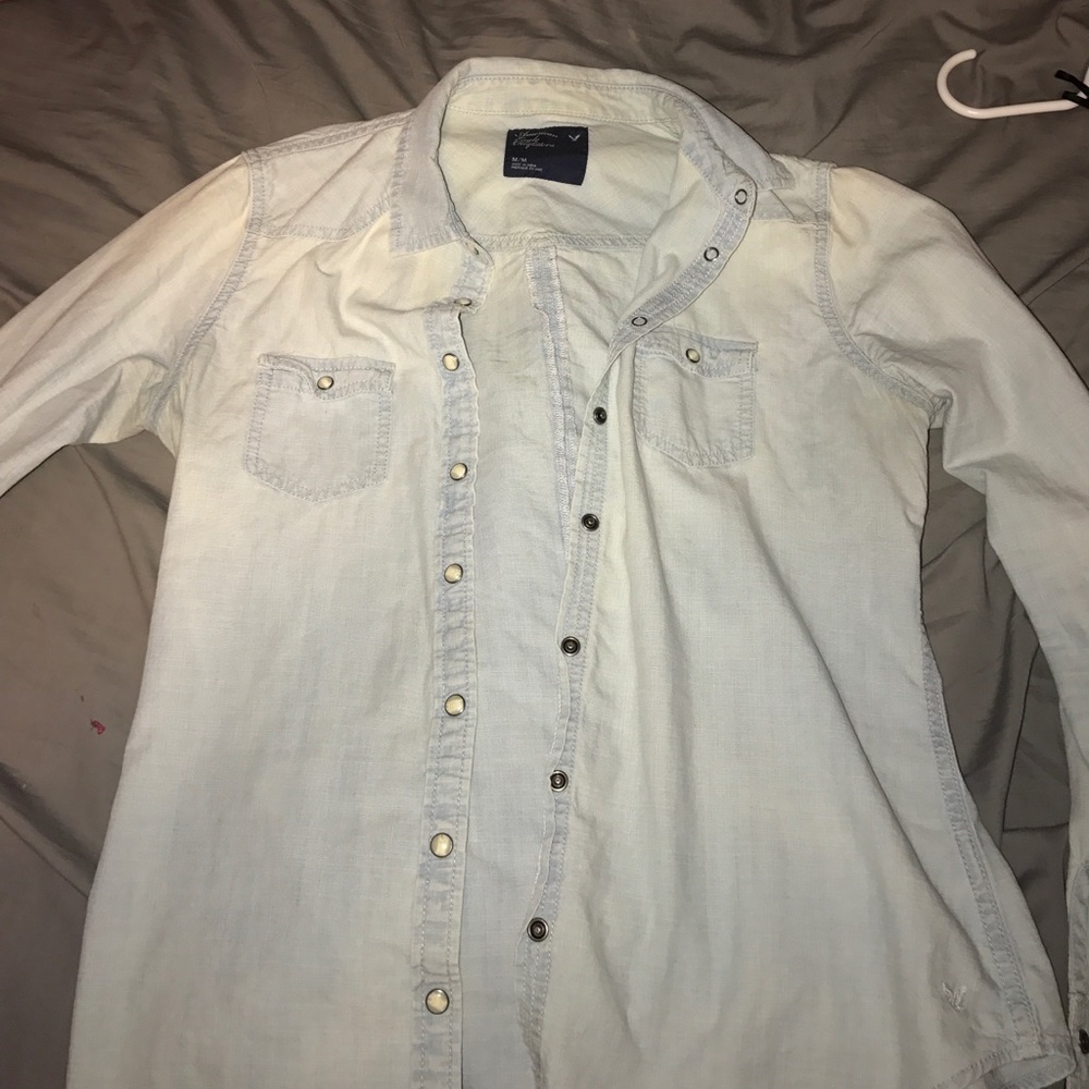 American eagle chambray button down shirt