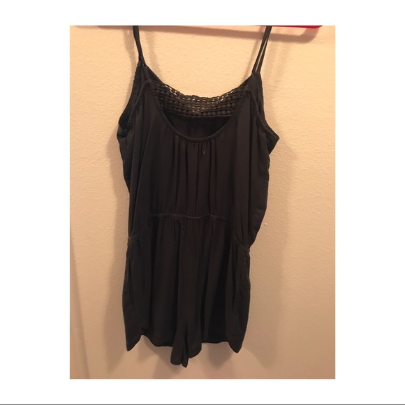 AMERICAN EAGLE ROMPER - Picture 2 of 3