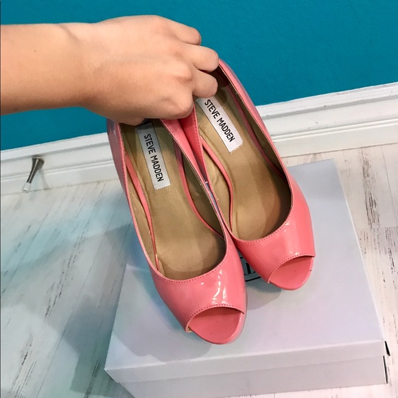 Steve Madden Pumps - Picture 3 of 3