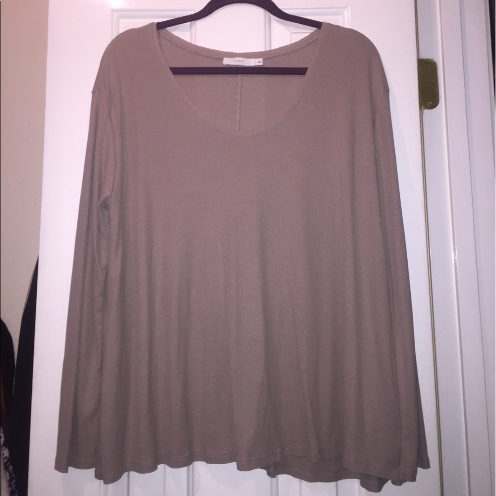 Comfortable long sleeved shirt